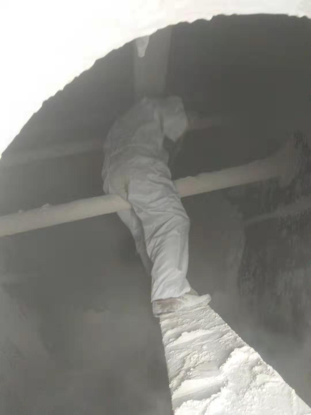 公司設(shè)備動力部發(fā)揮黨員骨干帶頭作用，順利完成環(huán)保系統(tǒng)檢修維護(hù)攻堅工作